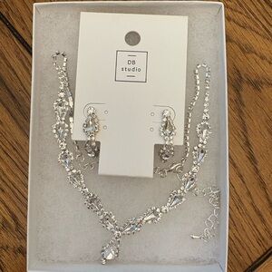 David’s Bridal Necklace / Earring Set
